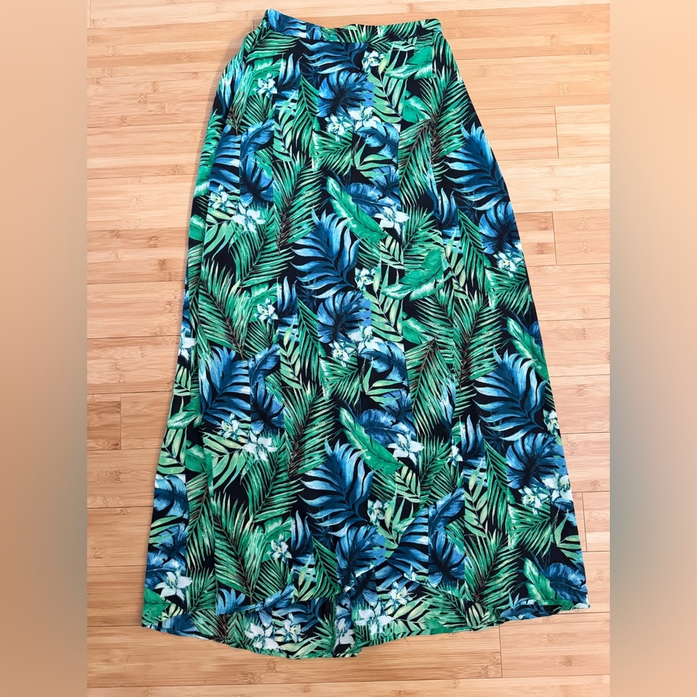 HYFVE Vibrant Green and Blue Leaf Maxi Skirt tropical size medium